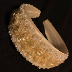 Beautiful ivory headband